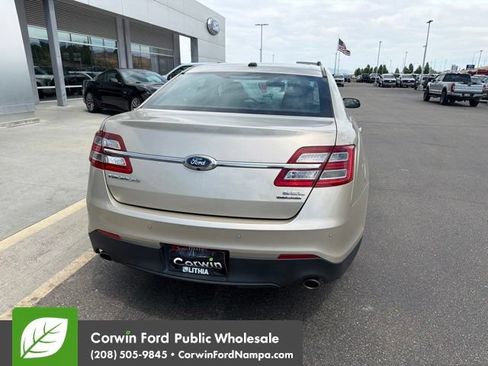 Used 2017 Ford Taurus SEL w/ Equipment Group 201A FWD image 10