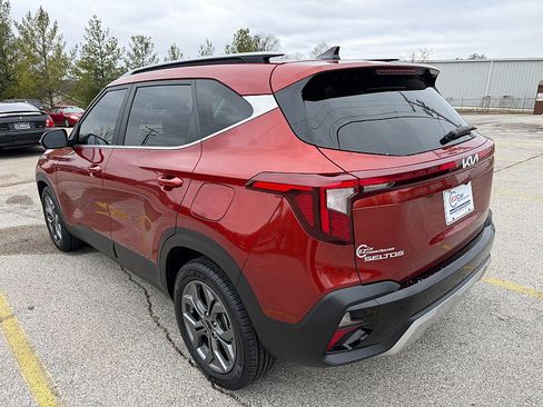 Used 2024 Kia Seltos S image 6