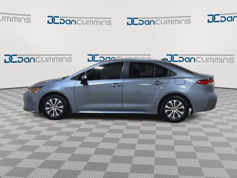 Used 2022 Toyota Corolla LE FWD image 5