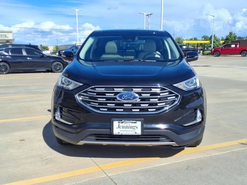 Used 2019 Ford Edge Titanium FWD image 7