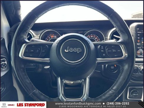 Used 2019 Jeep Wrangler Unlimited Sahara AWD/4WD image 21