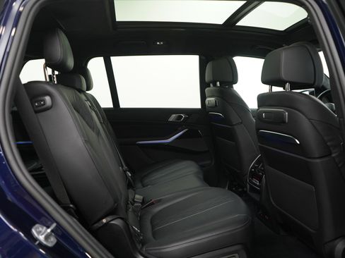 Used 2024 BMW X7 M60i w/ Climate Comfort Package image 13