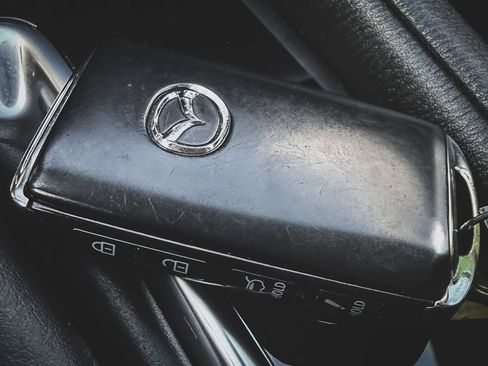 Used 2020 MAZDA CX-5 Touring FWD image 6