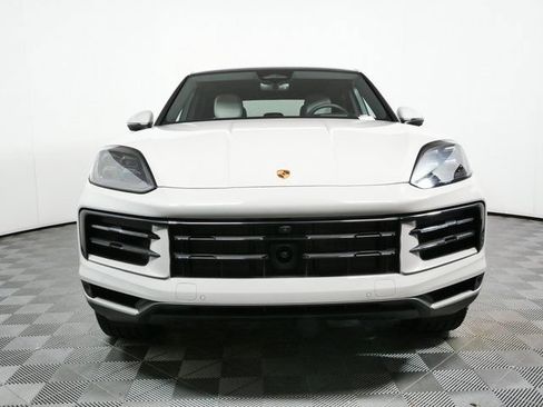 New 2026 Porsche Cayenne Coupe AWD/4WD image 37