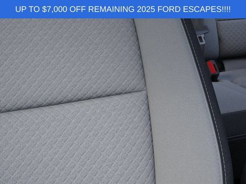 New 2025 Ford Escape Active w/ Tech Pack #1 AWD/4WD image 16