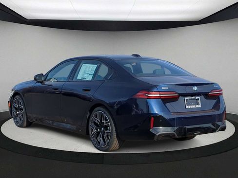 Used 2026 BMW 530i xDrive w/ M Sport Package AWD/4WD image 6