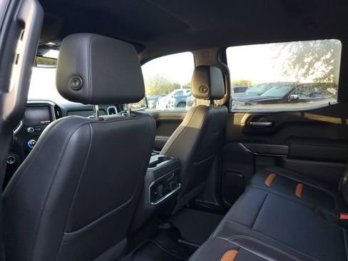 Used 2021 GMC Sierra 1500 AT4 w/ Driver Alert Package II image 10