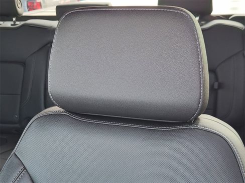 Used 2021 GMC Sierra 1500 SLT image 21