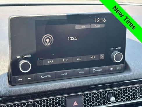 Used 2023 Honda Civic Sport image 15