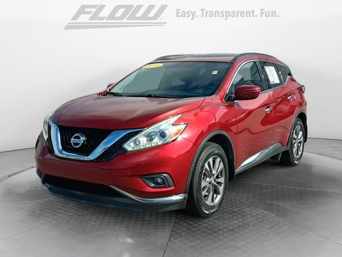 Used 2017 Nissan Murano SV w/ Premium Package FWD image 4