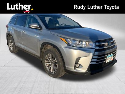 Used 2019 Toyota Highlander XLE