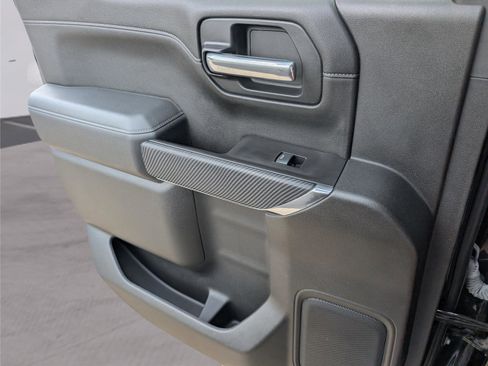 Used 2019 Chevrolet Silverado 1500 RST image 20