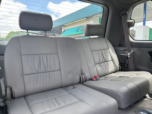 Used 2004 Toyota Land Cruiser AWD/4WD image 17
