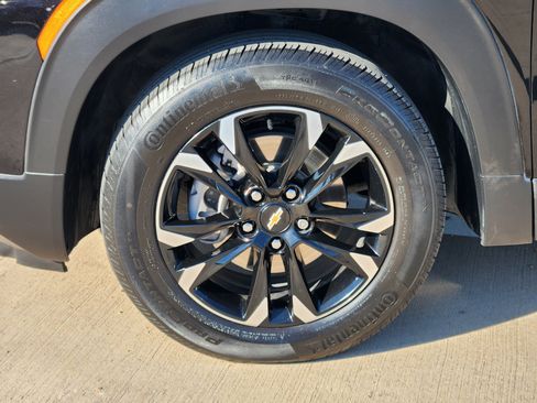 Used 2023 Chevrolet TrailBlazer LT w/ Convenience Package image 10