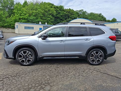 Used 2024 Subaru Ascent Limited w/ Technology Package AWD/4WD image 7