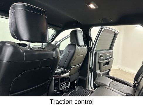 Used 2025 RAM 3500 Laramie AWD/4WD image 31