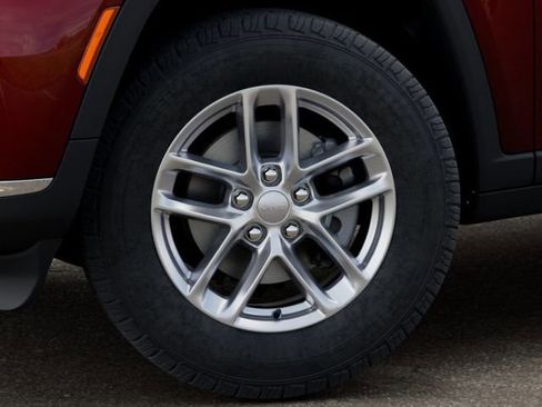 New 2025 Jeep Grand Cherokee L Laredo w/ Luxury Tech Group I AWD/4WD image 8
