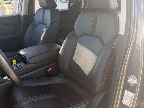 Used 2023 Honda Pilot EX-L image 9