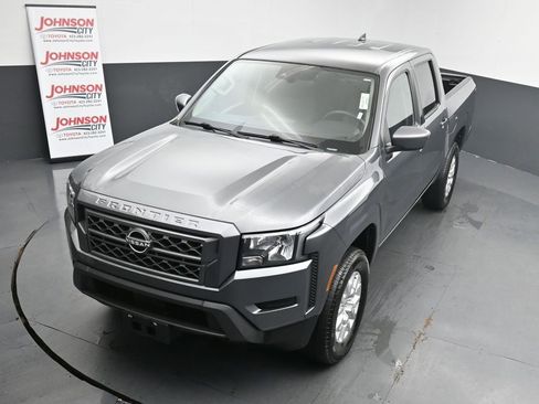Used 2023 Nissan Frontier SV image 29