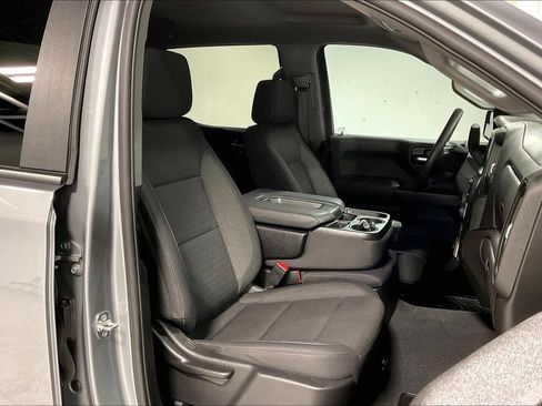 Used 2026 Chevrolet Silverado 1500 Custom RWD image 9