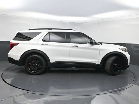 Used 2023 Ford Explorer ST w/ Equipment Group 401A AWD/4WD image 44