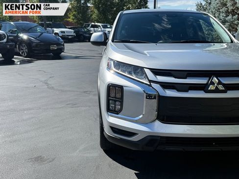 Used 2025 Mitsubishi Outlander Sport ES image 11