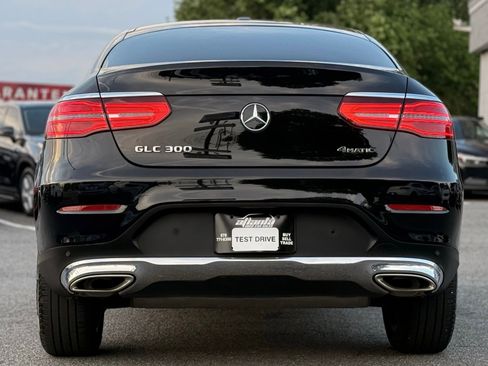 Used 2019 Mercedes-Benz GLC 300 4MATIC Coupe image 4