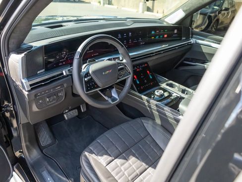 Used 2026 Cadillac Escalade V AWD/4WD image 45