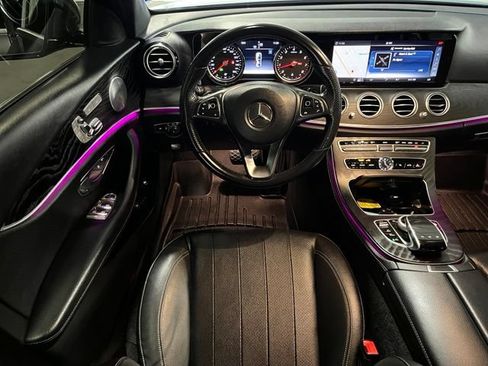 Used 2018 Mercedes-Benz E 300 image 18
