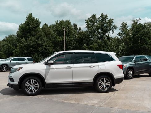 Used 2017 Honda Pilot EX-L image 4