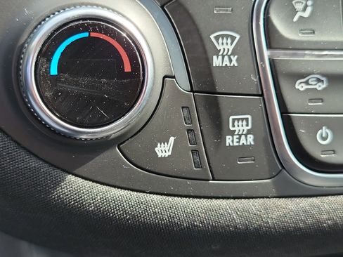 Used 2024 Chevrolet Malibu LT image 24