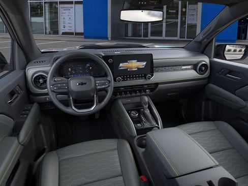 New 2026 Chevrolet Colorado ZR2 w/ Technology Package AWD/4WD image 39