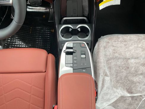 New 2026 BMW X2 xDrive28i w/ M Sport Package AWD/4WD image 10