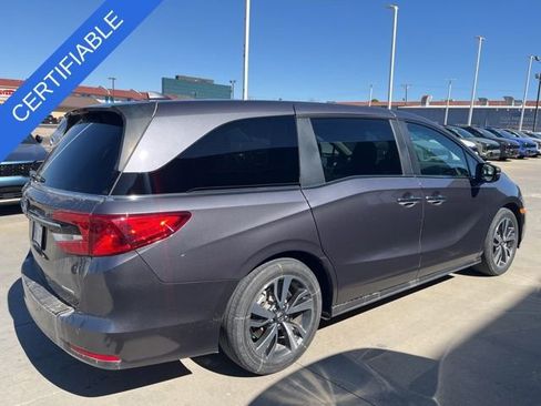 Used 2022 Honda Odyssey Touring image 4