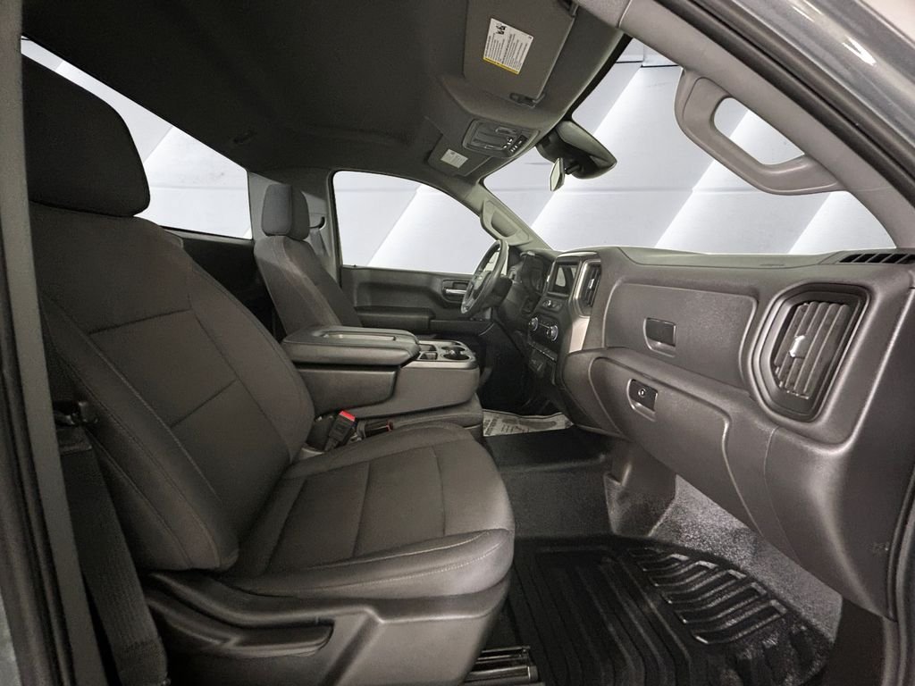 Used 2025 Chevrolet Silverado 1500 W/T RWD image 13