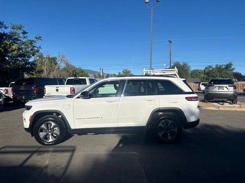 Used 2024 Jeep Grand Cherokee Limited 4xe AWD/4WD image 5