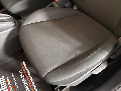 Used 2025 Nissan Kicks Play S image 11