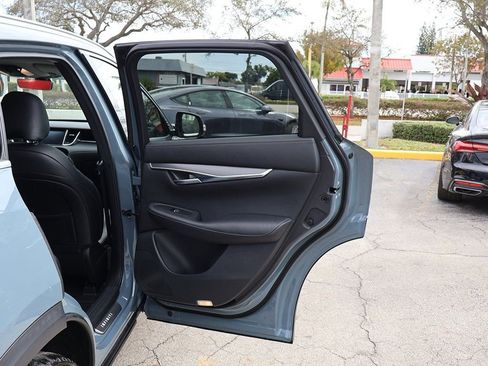 Used 2023 INFINITI QX50 Luxe image 25