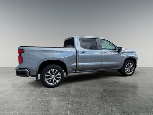 Used 2021 Chevrolet Silverado 1500 RST w/ Z71 Off-Road Package AWD/4WD image 4