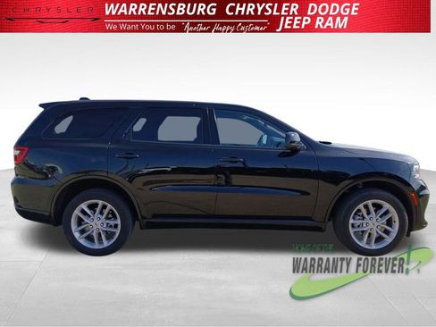 Used 2025 Dodge Durango GT image 2