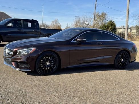 Used 2015 Mercedes-Benz S 550 4MATIC Coupe w/ Sport Package image 3
