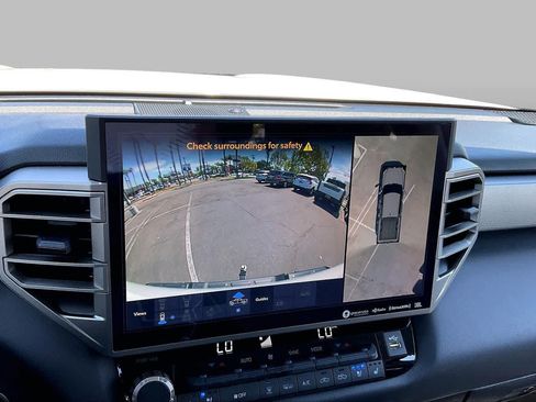 Used 2024 Toyota Tundra Limited AWD/4WD image 25