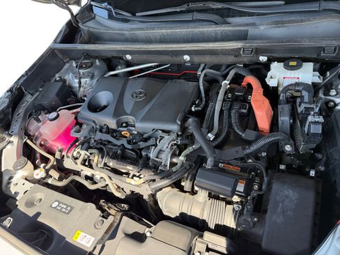Used 2019 Toyota RAV4 Limited w/ Carpet Mat Package AWD/4WD image 13