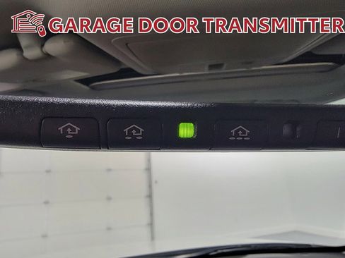 Used 2019 Nissan Pathfinder Platinum w/ Cargo Package image 31