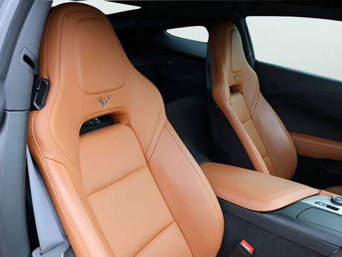 Used 2016 Chevrolet Corvette Stingray Coupe w/ 2LT Preferred Equipment Group image 13