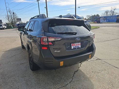 Used 2023 Subaru Outback Wilderness image 8