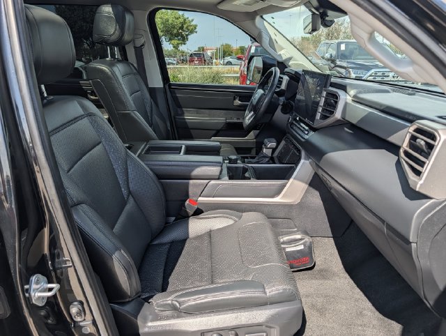 Used 2023 Toyota Tundra Limited AWD/4WD image 33