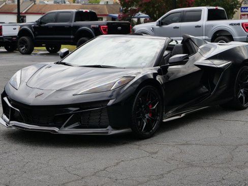 Used 2024 Chevrolet Corvette Z06 w/ Stealth Interior Trim Package RWD image 6