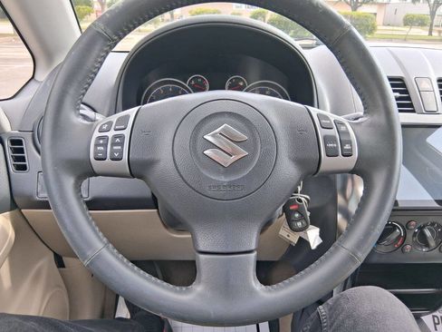 Used 2012 Suzuki SX4 LE image 23