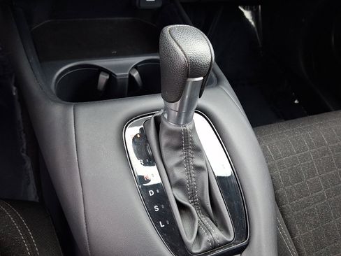 Used 2023 Honda HR-V LX image 16